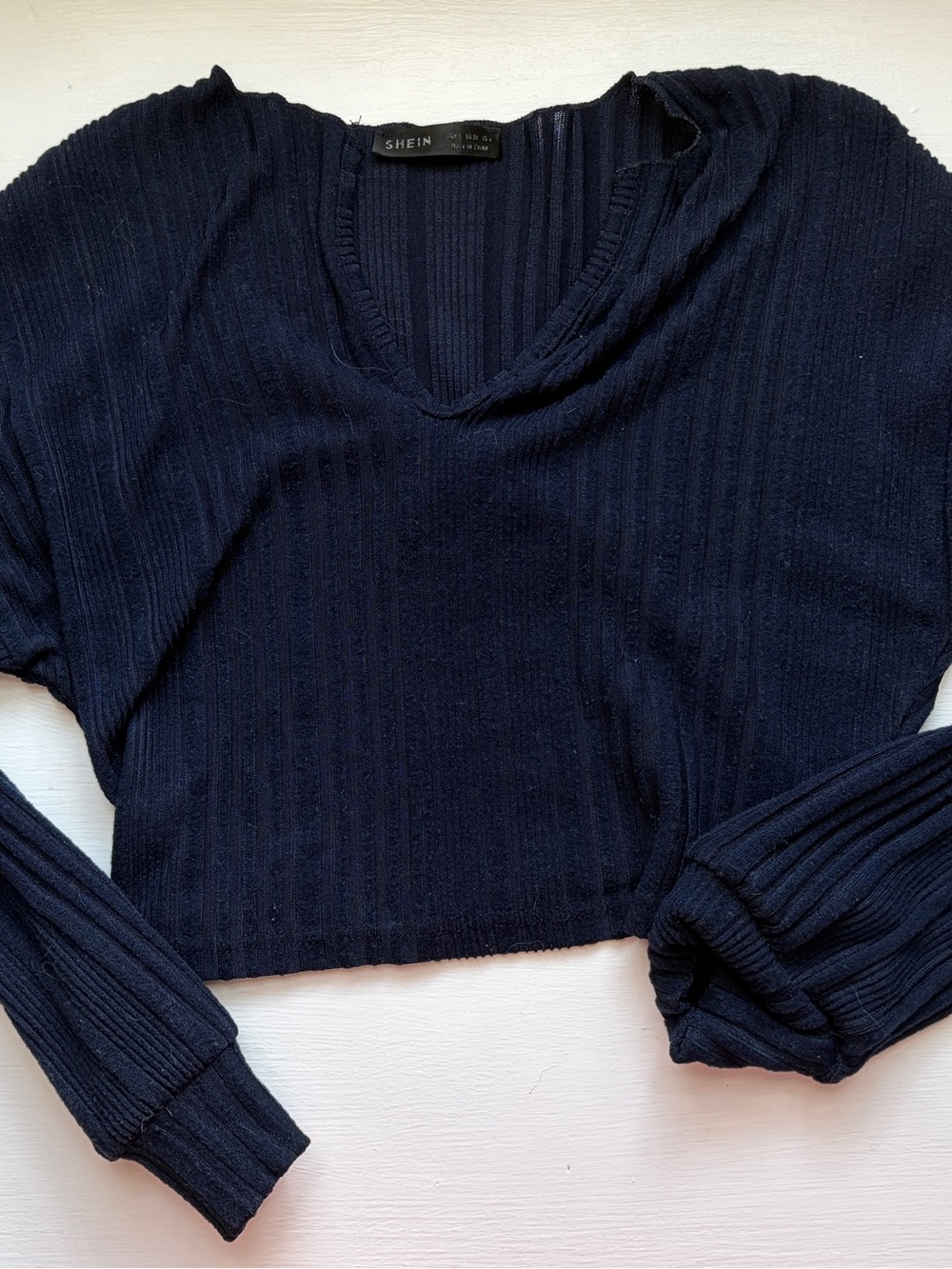 SHEIN Navy Ribbed V-Neck Cropped Sweater Top